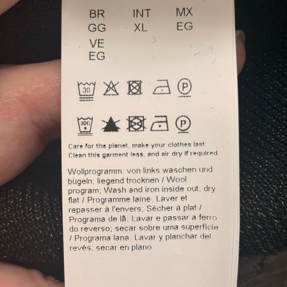 NWT Boss by Hugo Boss Black V-Neck Sweater with Ribbed Cuffs XL - Picture 9 of 12